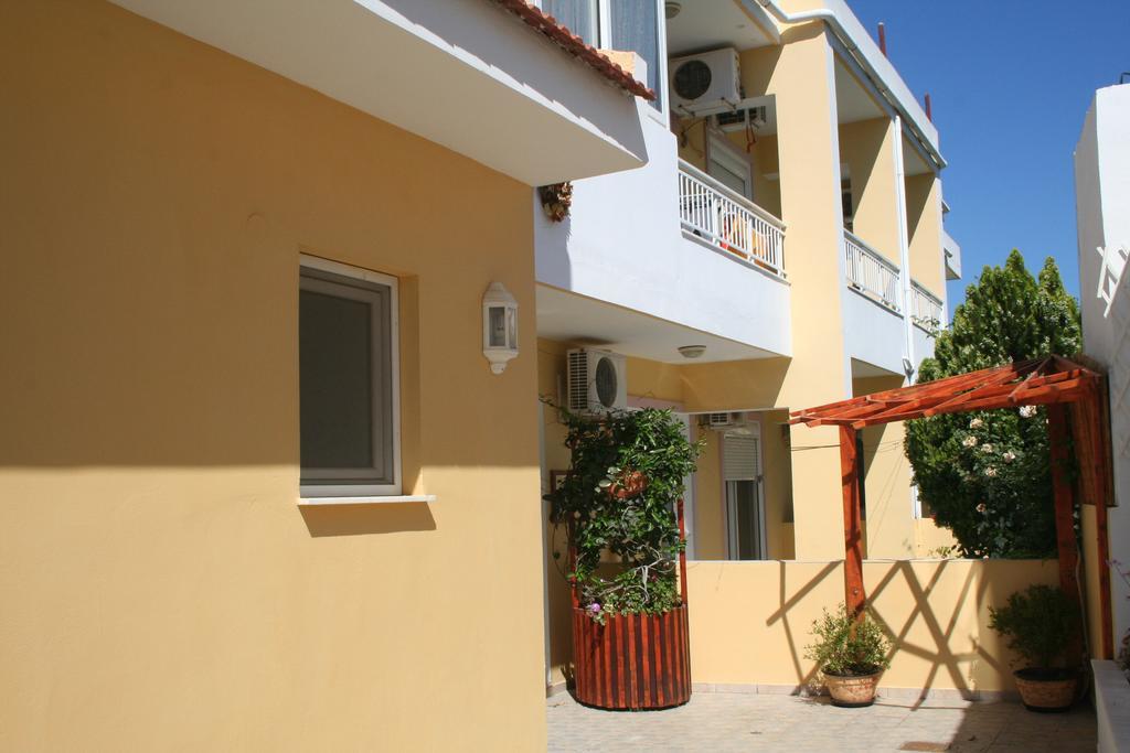 Pantheon Deluxe Apartments Arhángelosz Kültér fotó